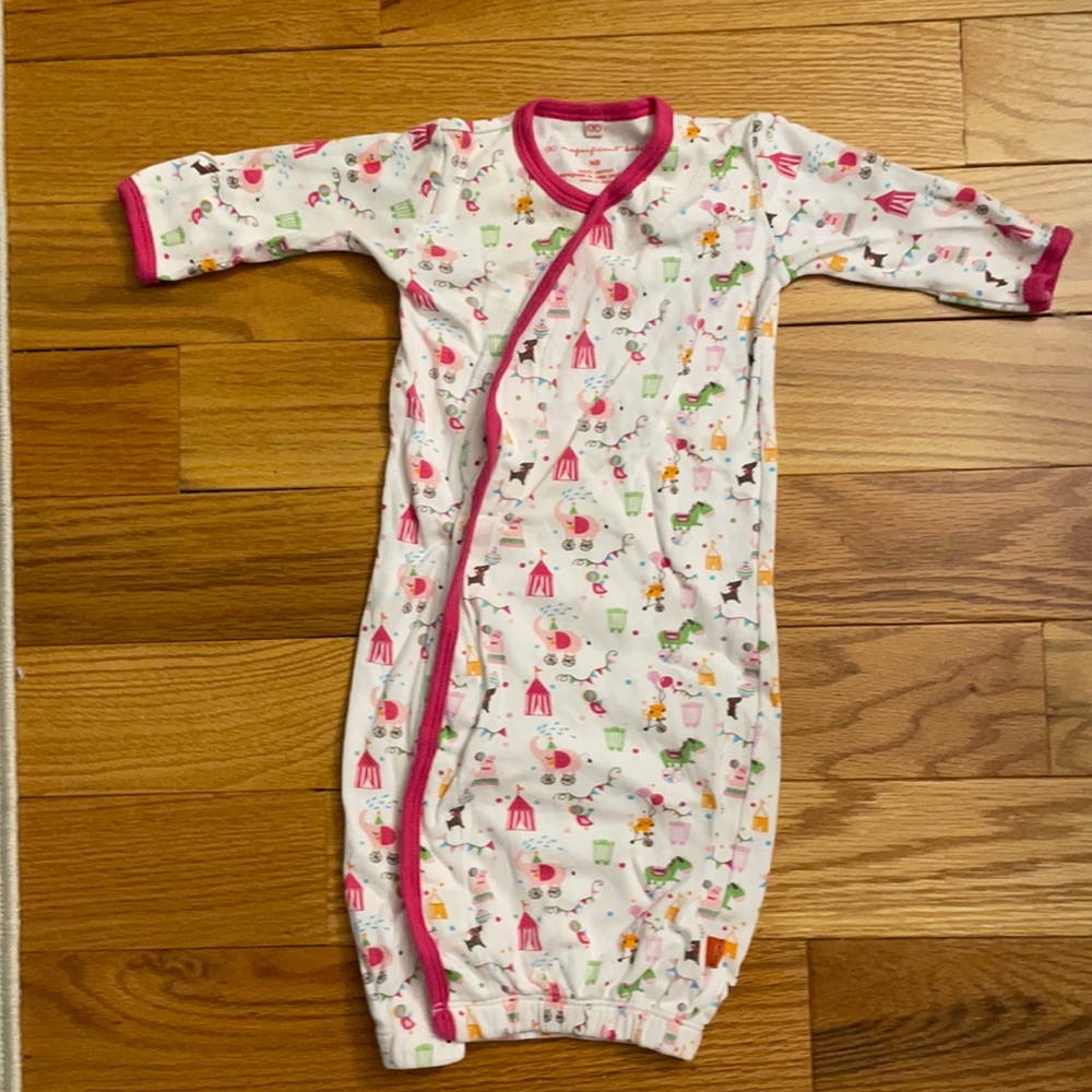 Magnetic Me Baby Gown Onesie Circus Theme Size NB
